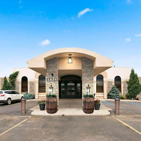 Revel Hotel Minot - Surestay Collection By Best Western المظهر الخارجي الصورة