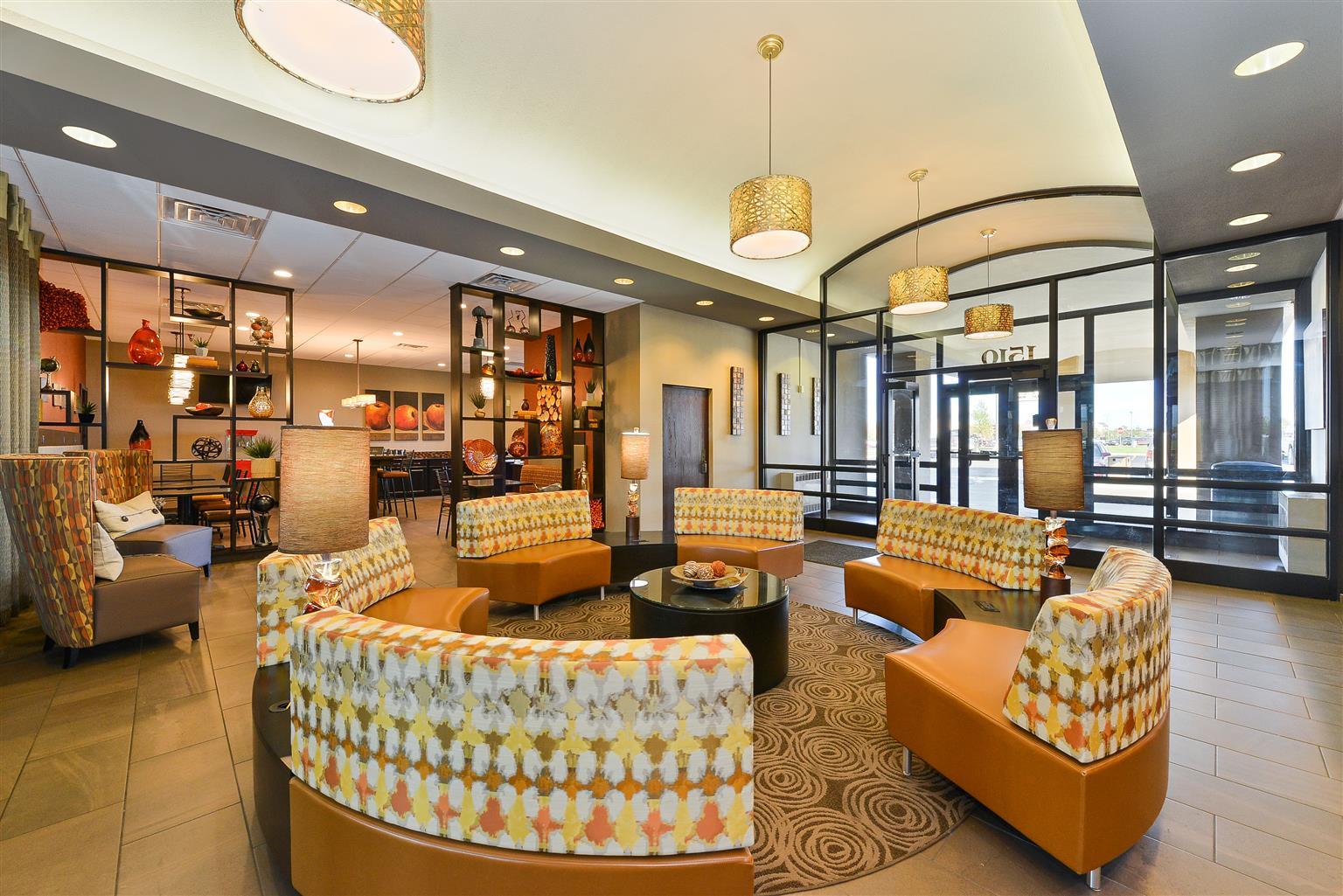 Revel Hotel Minot - Surestay Collection By Best Western المظهر الخارجي الصورة