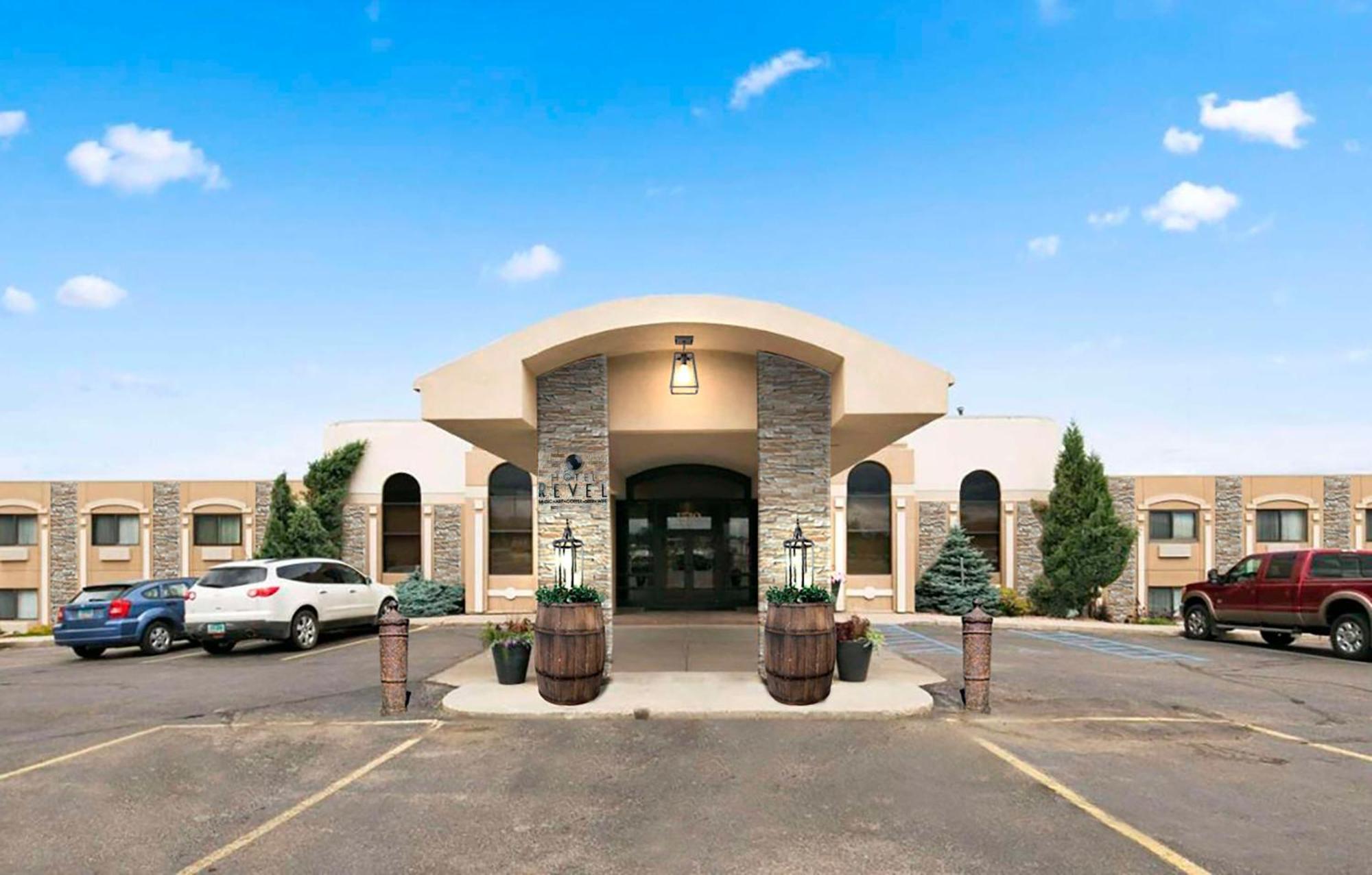 Revel Hotel Minot - Surestay Collection By Best Western المظهر الخارجي الصورة