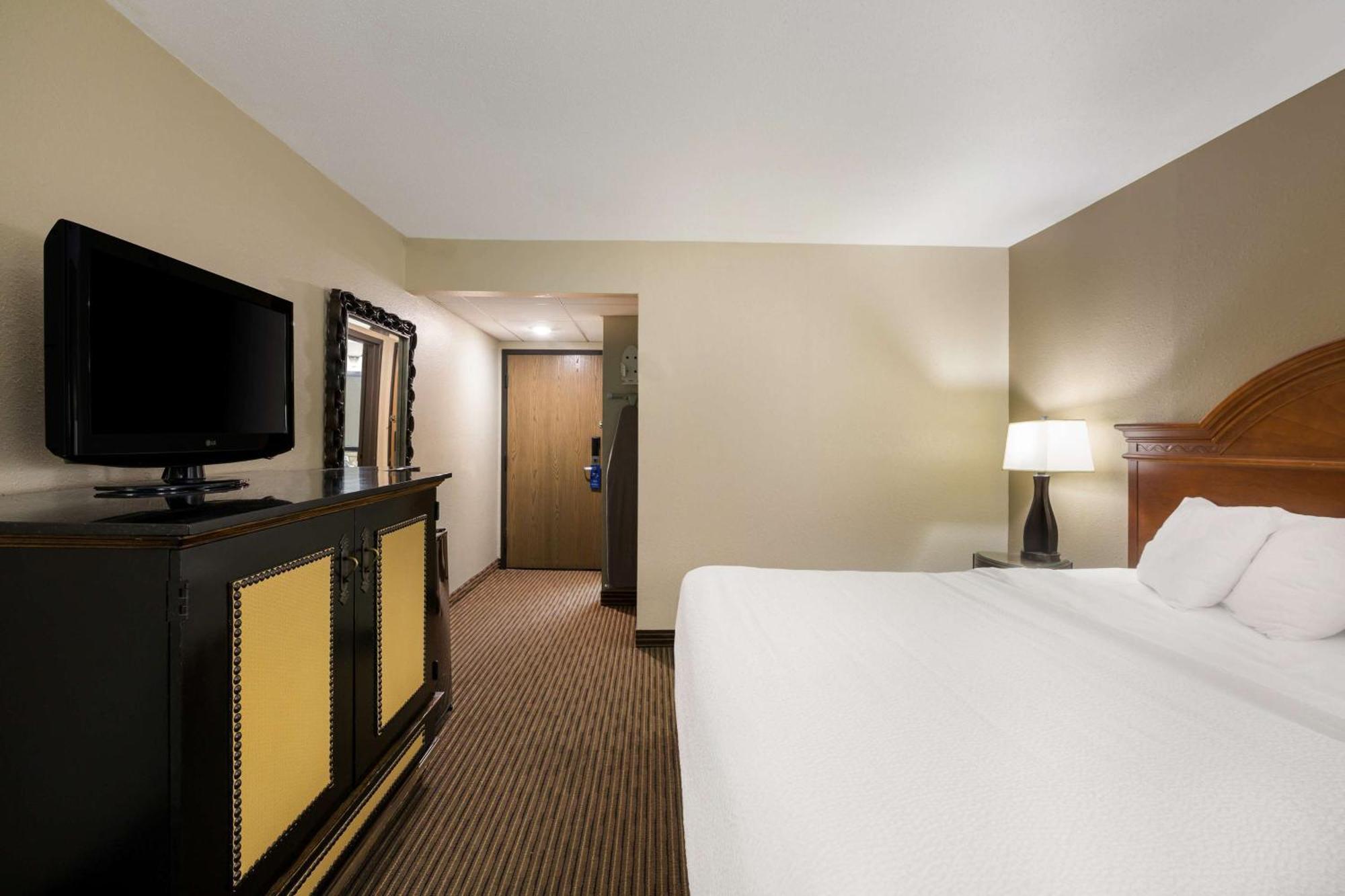 Revel Hotel Minot - Surestay Collection By Best Western المظهر الخارجي الصورة
