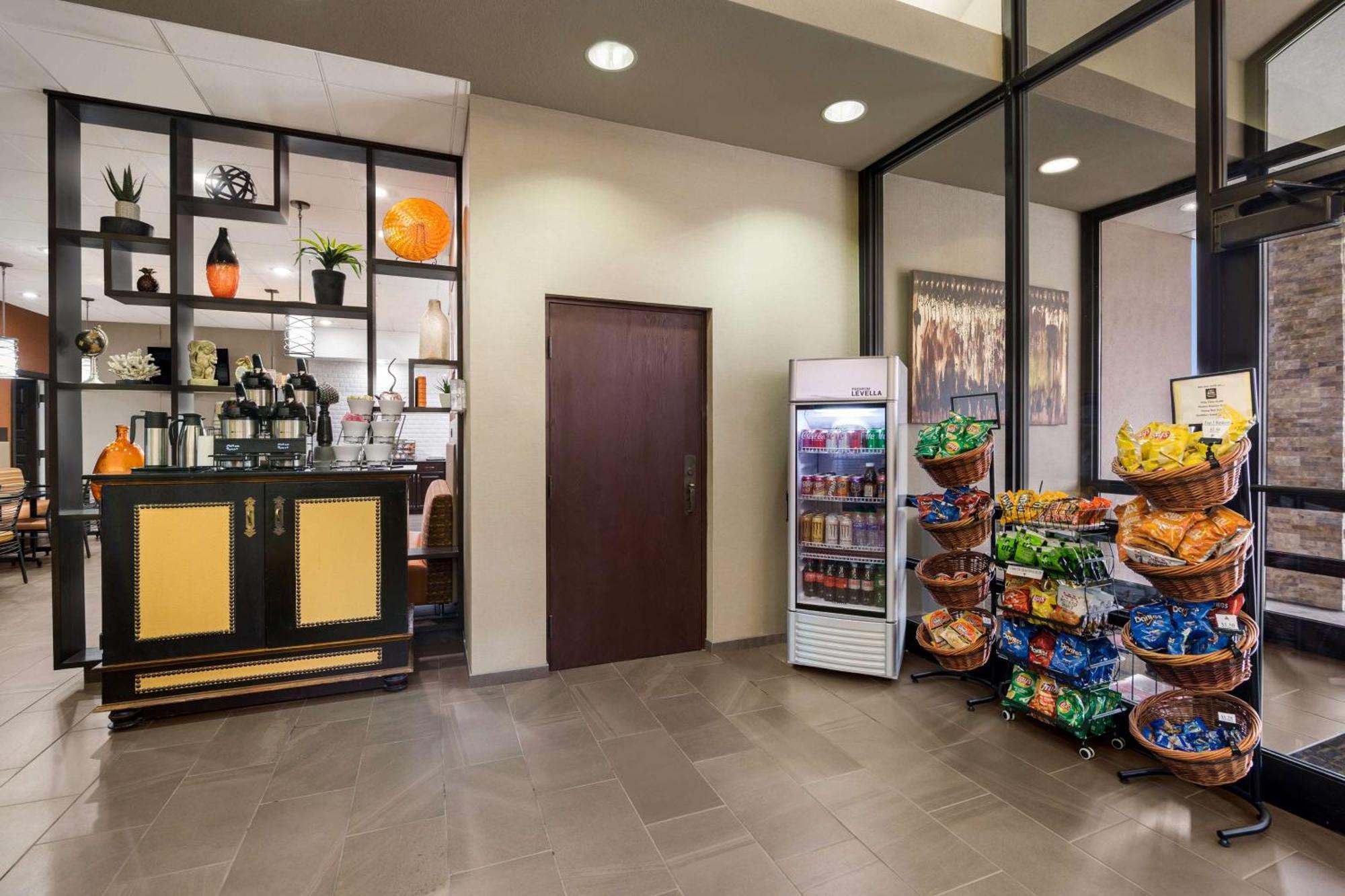 Revel Hotel Minot - Surestay Collection By Best Western المظهر الخارجي الصورة