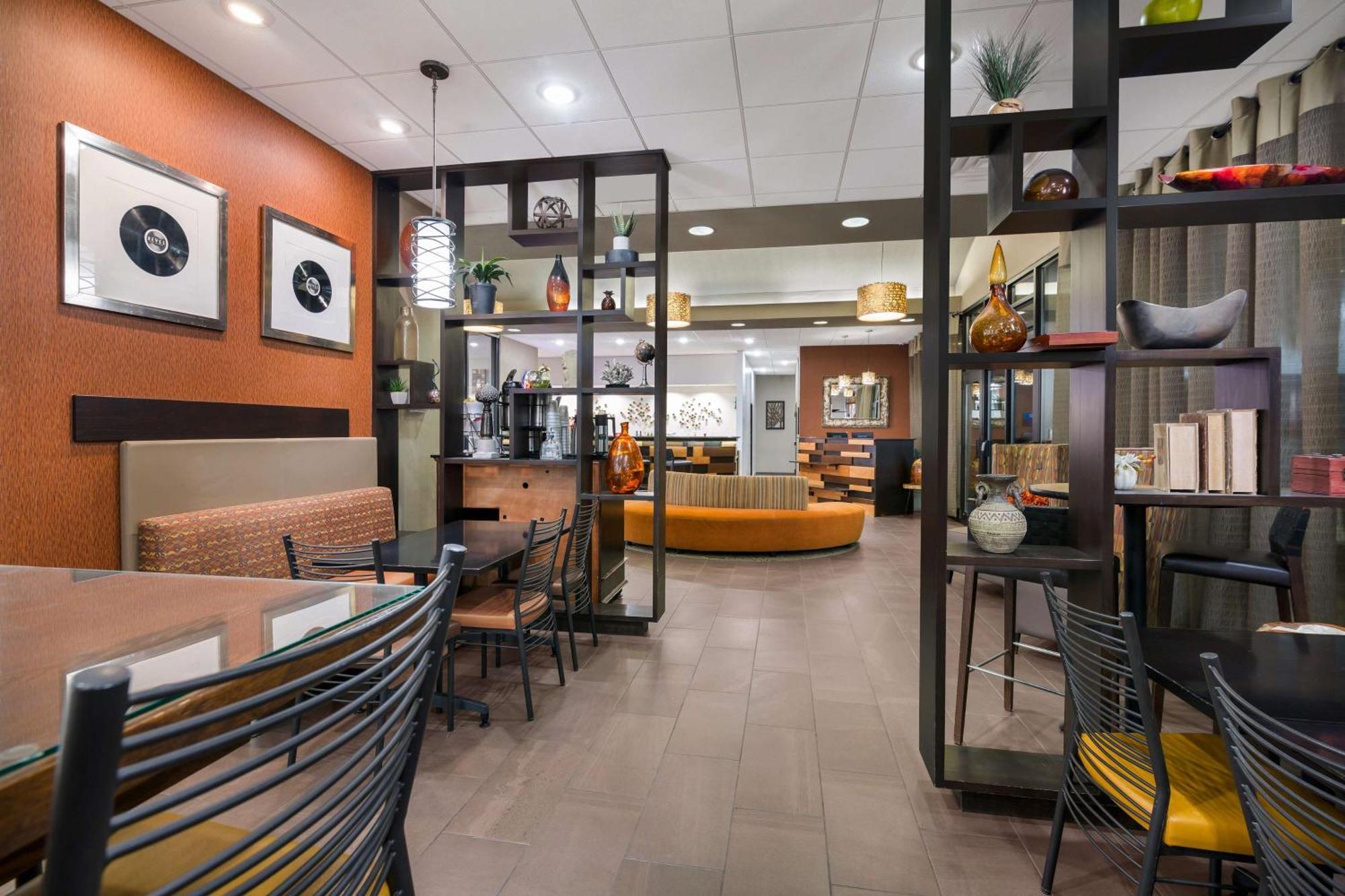 Revel Hotel Minot - Surestay Collection By Best Western المظهر الخارجي الصورة