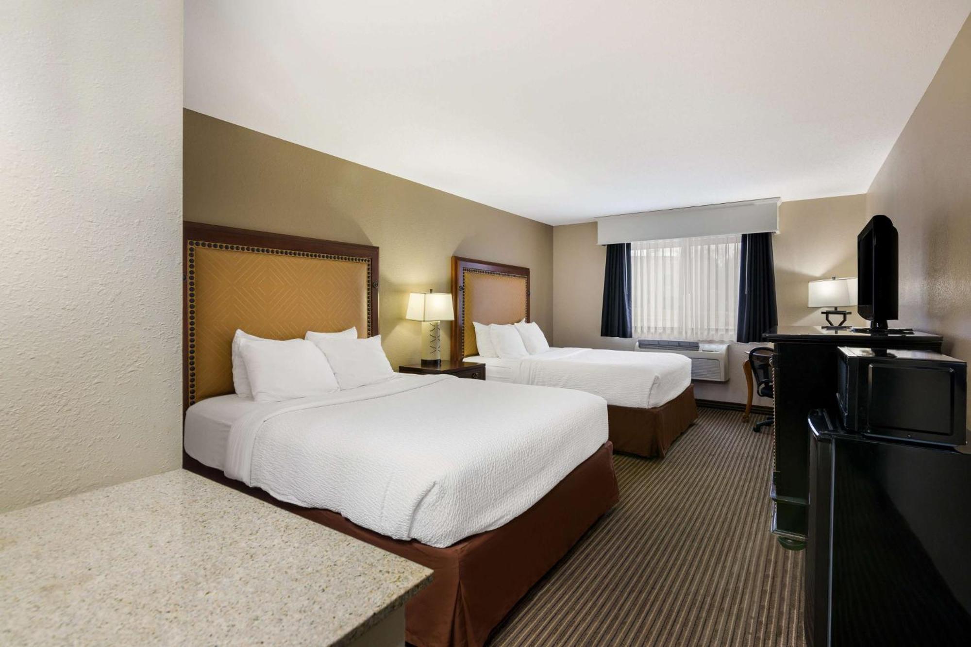 Revel Hotel Minot - Surestay Collection By Best Western المظهر الخارجي الصورة